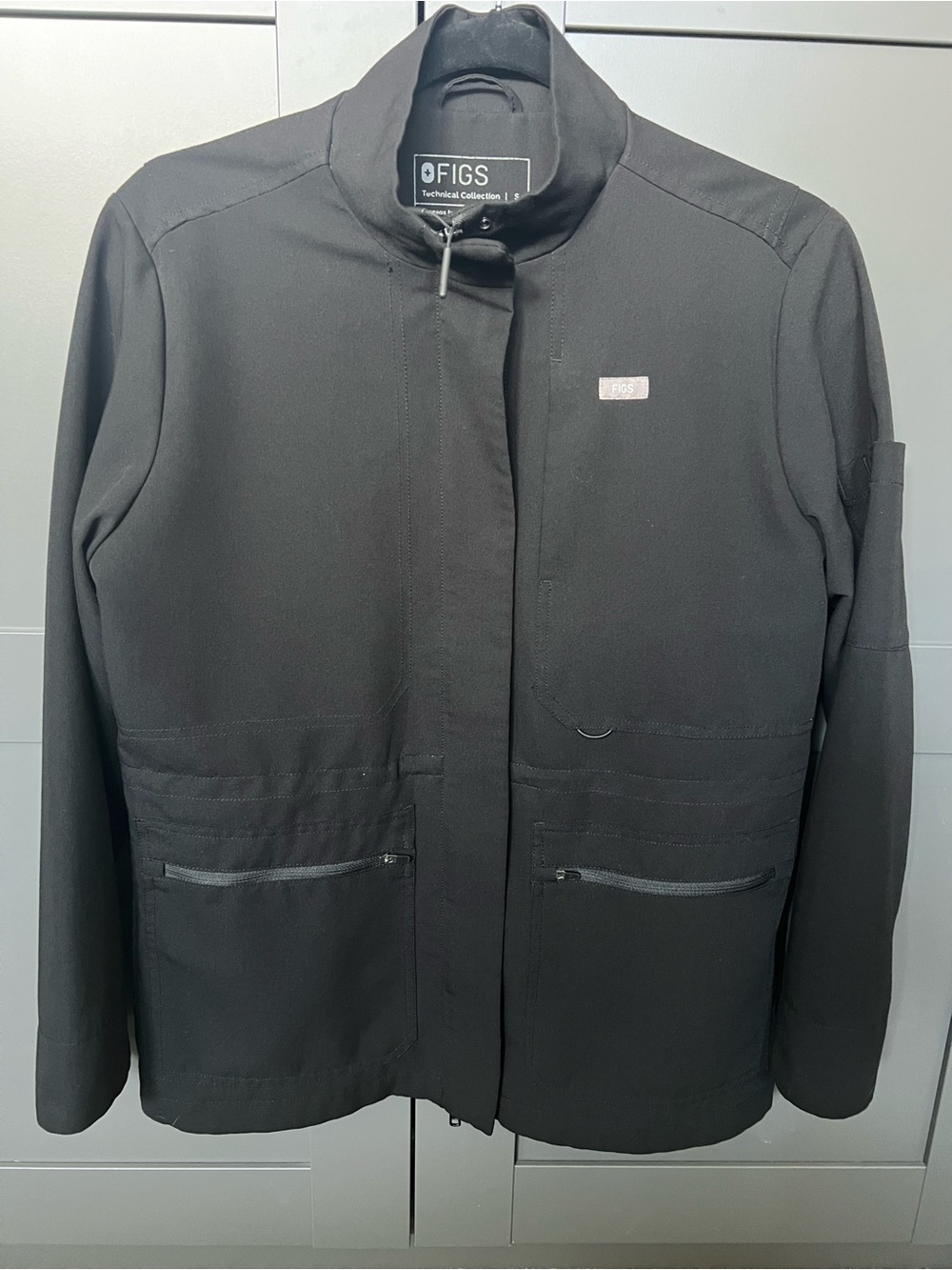 EUC FIGS Women’s Black Technical Collection Utility Scrub Jacket- Size Small